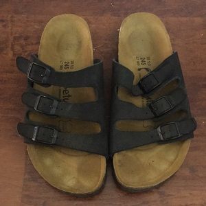 Betula sandals